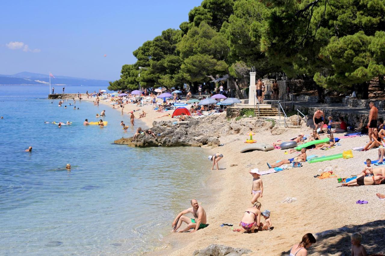 Apartments By The Sea Brela, Makarska - 16065 Exterior foto